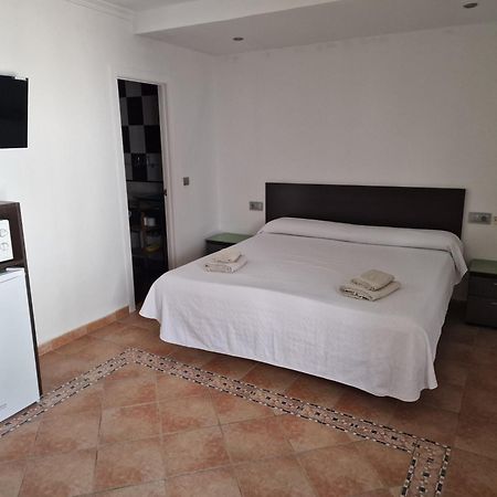 Habitaciones Miramar Bolonia Εξωτερικό φωτογραφία