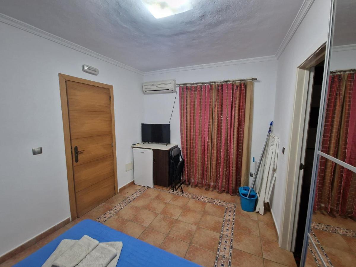 Habitaciones Miramar Bolonia Εξωτερικό φωτογραφία