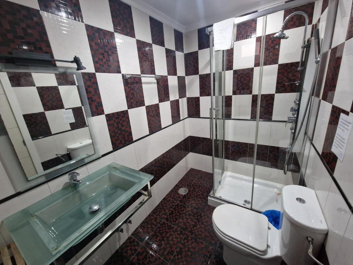 Habitaciones Miramar Bolonia Εξωτερικό φωτογραφία