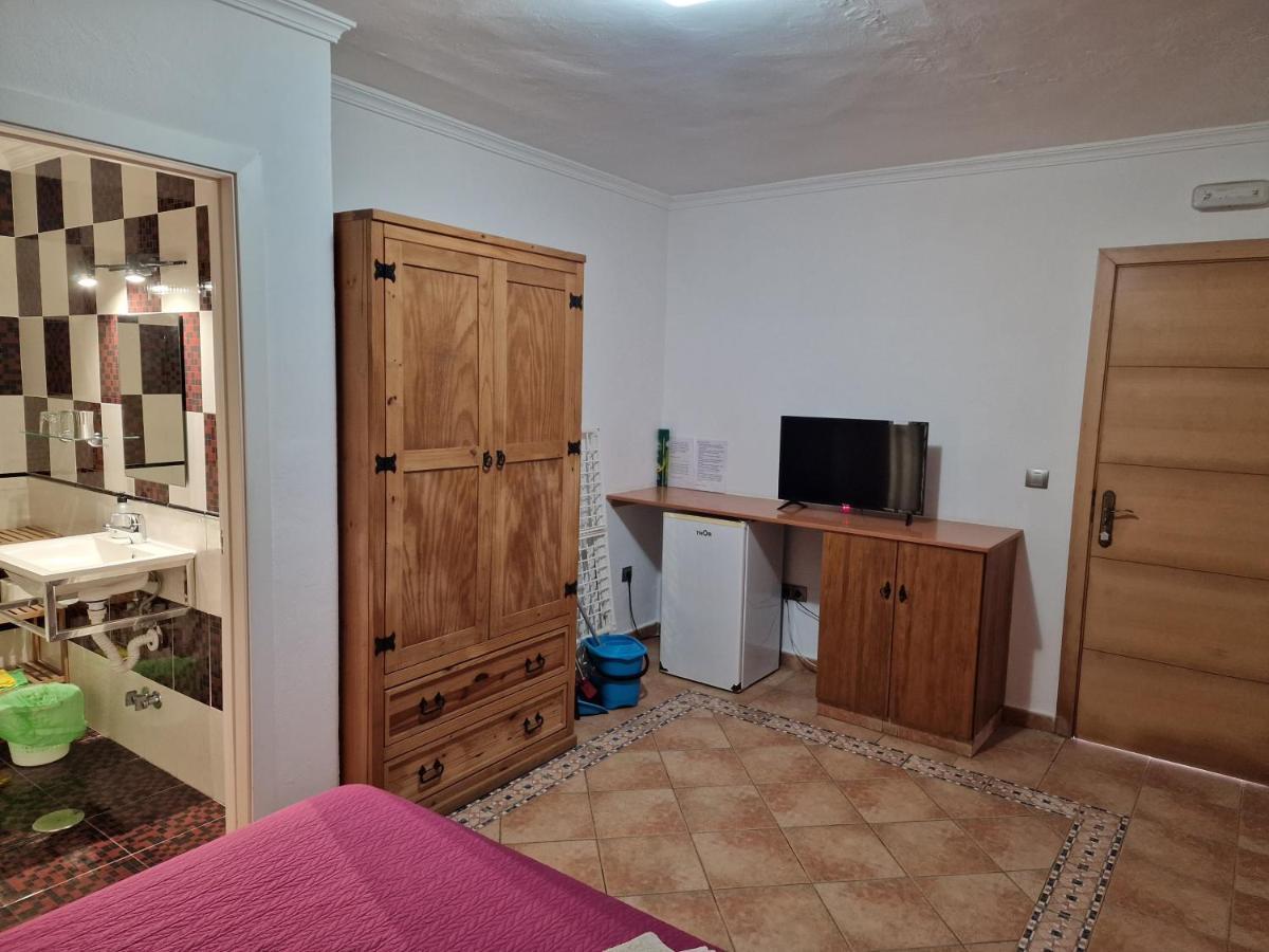 Habitaciones Miramar Bolonia Εξωτερικό φωτογραφία